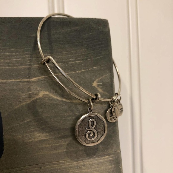 Alex and Ani sliver bangle, letter S - Picture 4 of 4